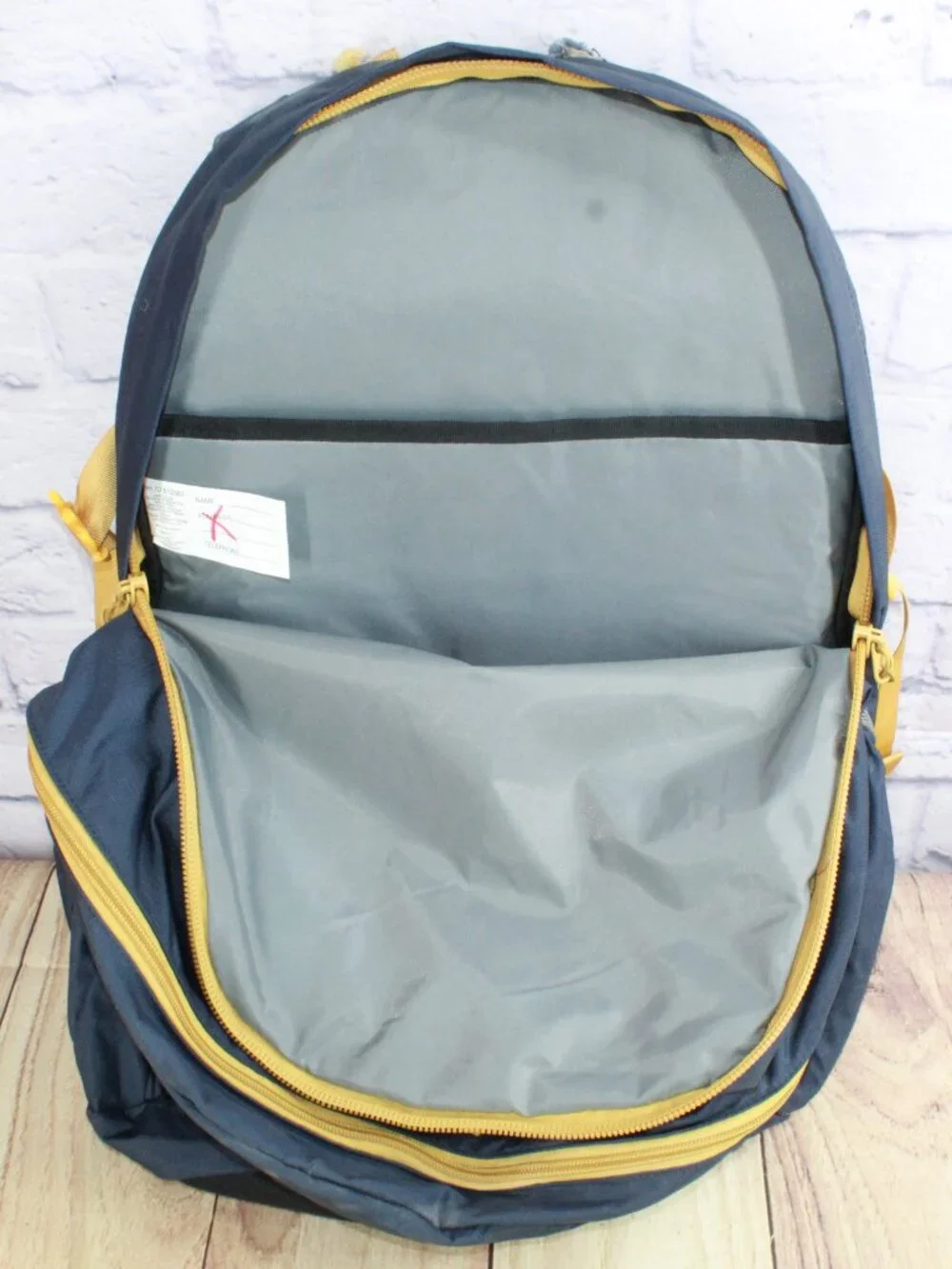 READ–LL Bean Unisex Adult Comfort Carry Portable Locker Pack 42L Backpack Hiking